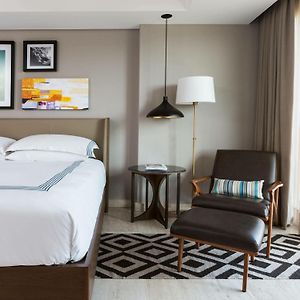 Habitación con Cama King